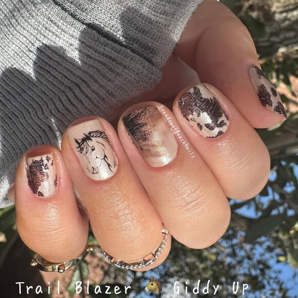 Color Street Color Play Box - March 2025 - Picture 4 of 7